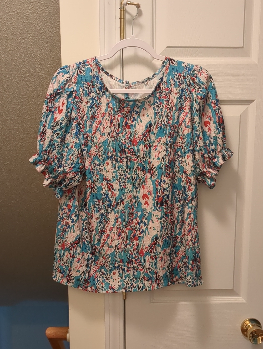 Women's Short Puff Sleeve Printed Blouse - Blue Multi - Medium